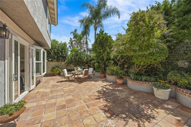 16 Harrisburg, Irvine, CA 92620
