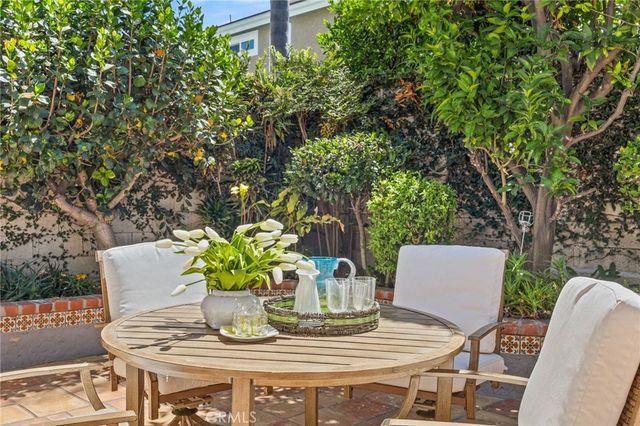 16 Harrisburg, Irvine, CA 92620