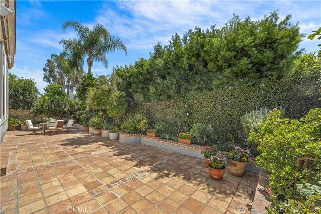 16 Harrisburg, Irvine, CA 92620