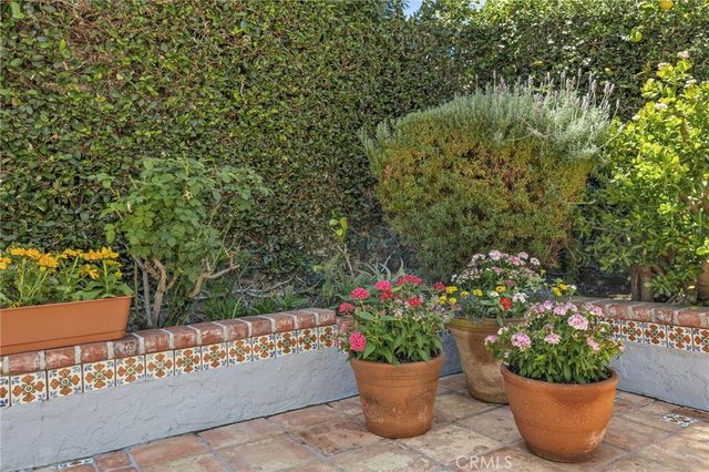 16 Harrisburg, Irvine, CA 92620