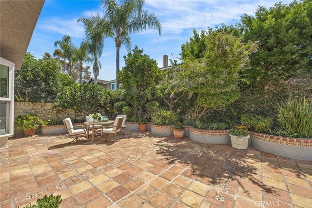 16 Harrisburg, Irvine, CA 92620
