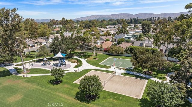 16 Harrisburg, Irvine, CA 92620