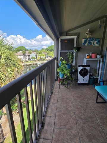 6305 NEWTOWN CIRCLE 5B4, Tampa, FL 33615