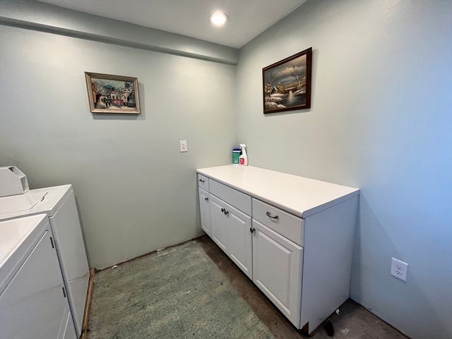 28 Richardson Ave. A, Wakefield, MA 01880