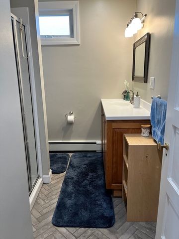 28 Richardson Ave. A, Wakefield, MA 01880