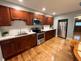 28 Richardson Ave. A, Wakefield, MA 01880