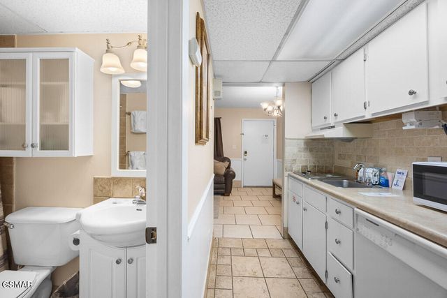 685 River Rd, Gatlinburg, TN 37738