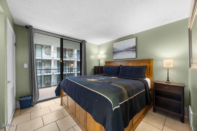 685 River Rd, Gatlinburg, TN 37738