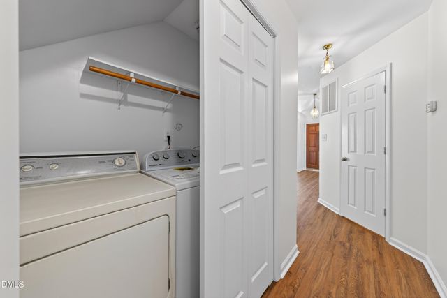 200 Lakewater, Cary, NC 27511