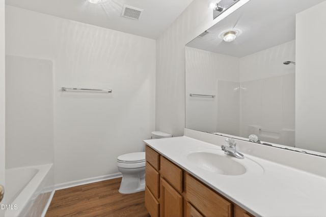 200 Lakewater, Cary, NC 27511