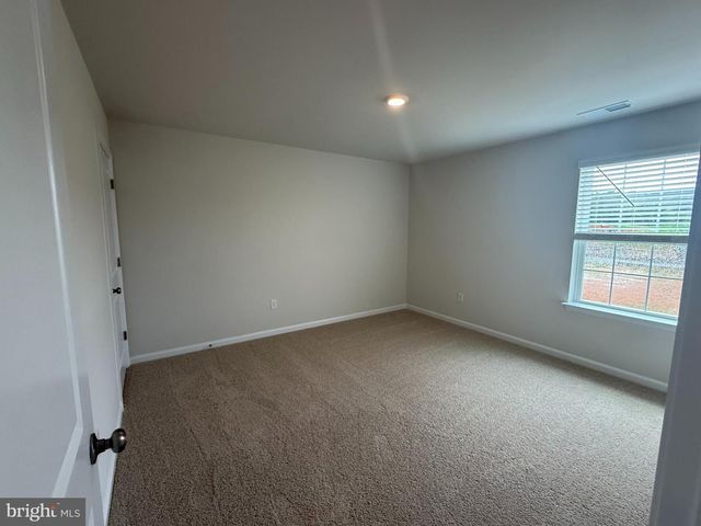 61 CALL CT, Martinsburg, WV 25403