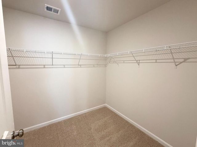 61 CALL CT, Martinsburg, WV 25403