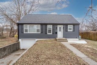 407 E Creston Avenue, Des Moines, IA 50315