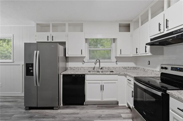 6005 Randy Lane, Ellenwood, GA 30294