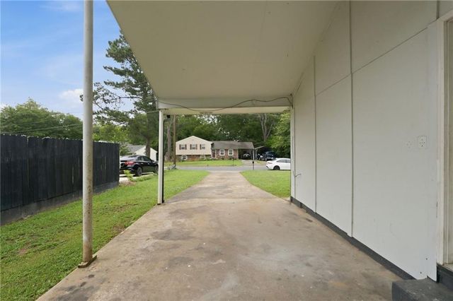 6005 Randy Lane, Ellenwood, GA 30294