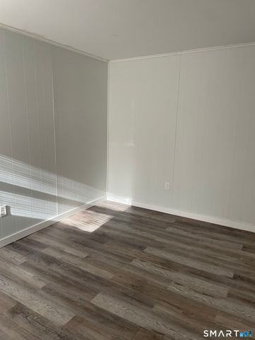 70 Highlawn Street, Waterbury, CT 06705