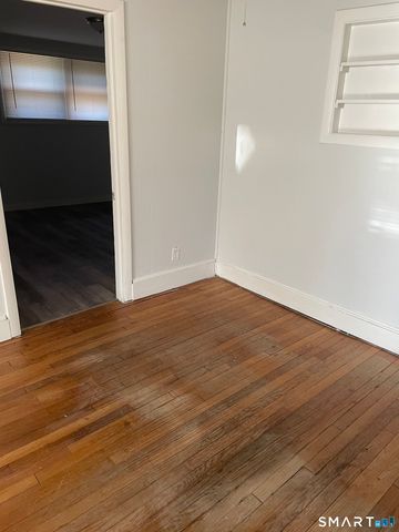 70 Highlawn Street, Waterbury, CT 06705