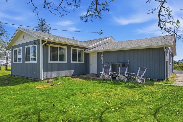 8010 W Melville Rd, Cheney, WA 99004