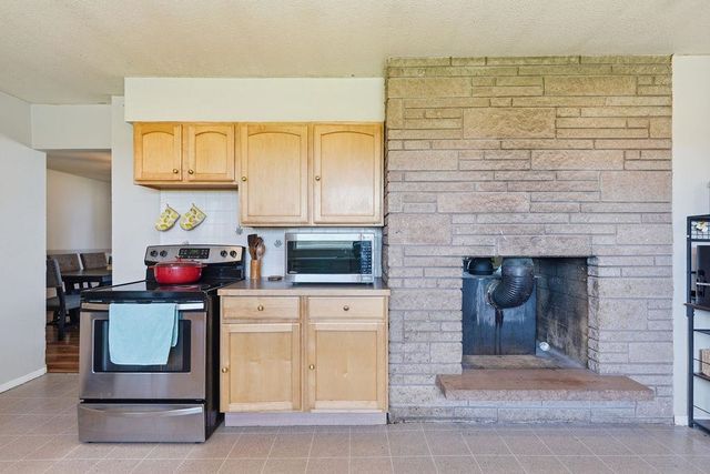 8010 W Melville Rd, Cheney, WA 99004