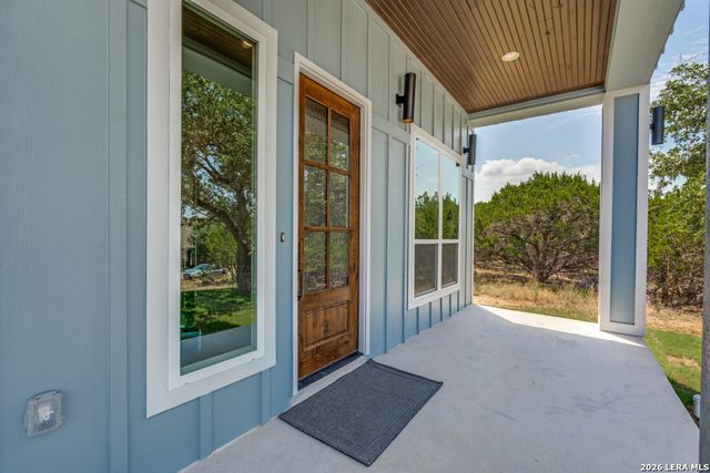 748 RIVIERA DR, Canyon Lake, TX 78133