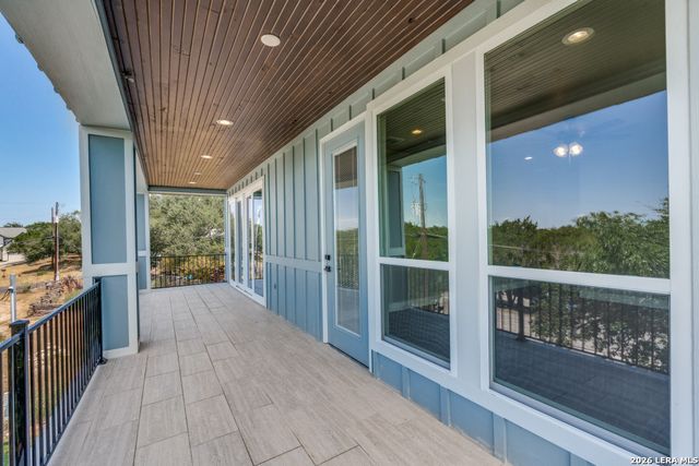 748 RIVIERA DR, Canyon Lake, TX 78133