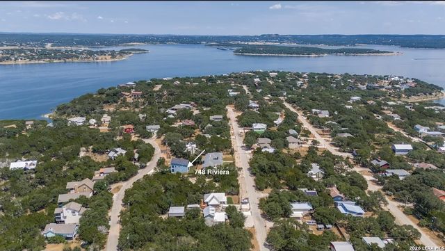 748 RIVIERA DR, Canyon Lake, TX 78133