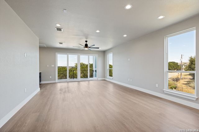 748 RIVIERA DR, Canyon Lake, TX 78133