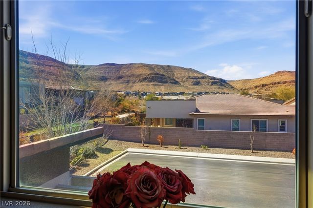 6044 Andezano Drive, Las Vegas, NV 89135