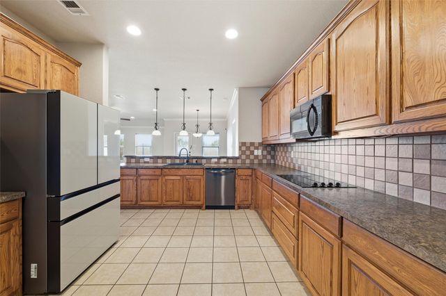 1547 Brookview Drive, Lancaster, TX 75146