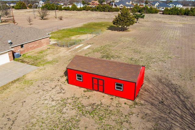 1547 Brookview Drive, Lancaster, TX 75146