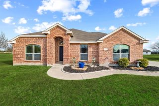 1547 Brookview Drive, Lancaster, TX 75146