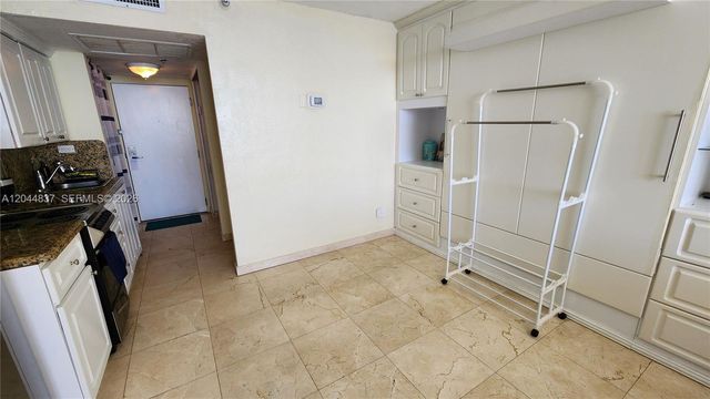 19201 E Collins Avenue 345, Sunny Isles Beach, FL 33160