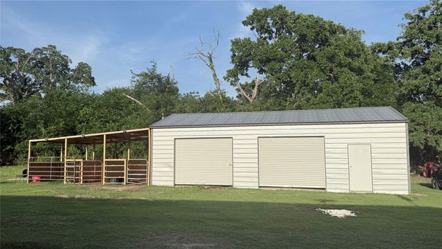 198 Railroad Drive, Mabank, TX 75156