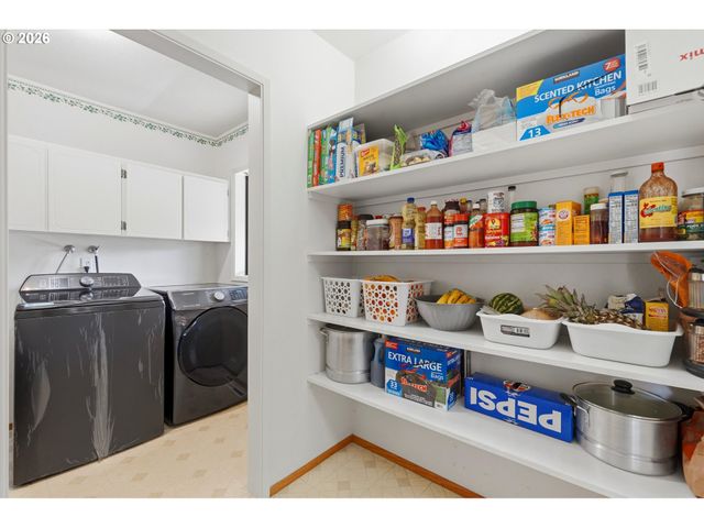 6811 Sw 170TH Ave, Beaverton, OR 97007