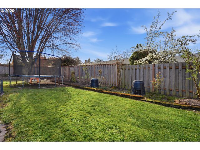 6811 Sw 170TH Ave, Beaverton, OR 97007