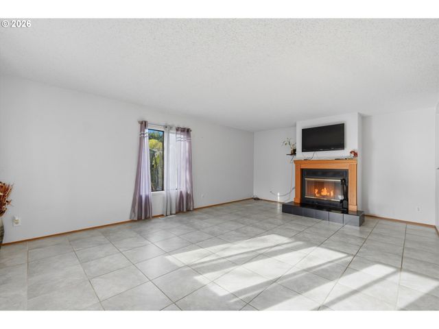 6811 Sw 170TH Ave, Beaverton, OR 97007