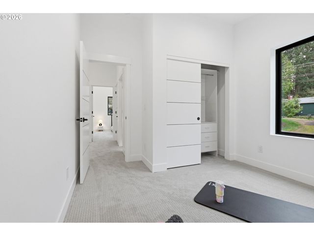 10000 Sw 25TH Ave, Portland, OR 97219