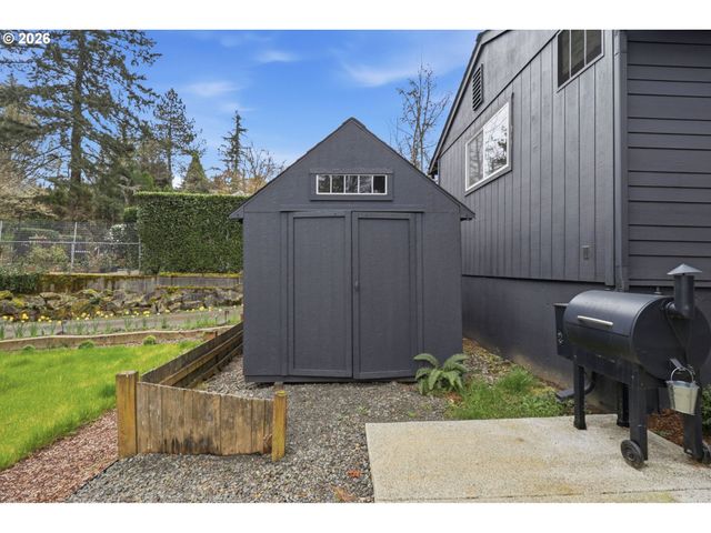 10000 Sw 25TH Ave, Portland, OR 97219