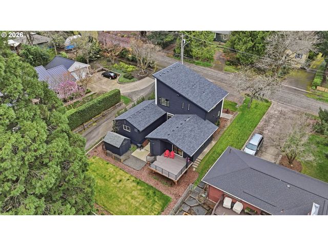 10000 Sw 25TH Ave, Portland, OR 97219