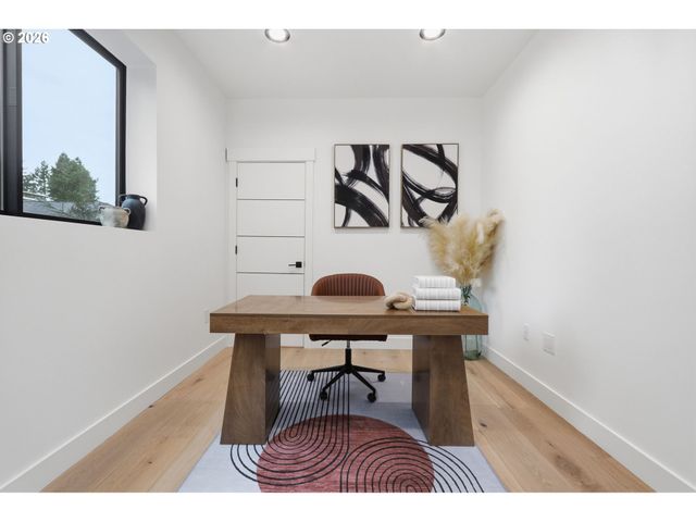 10000 Sw 25TH Ave, Portland, OR 97219