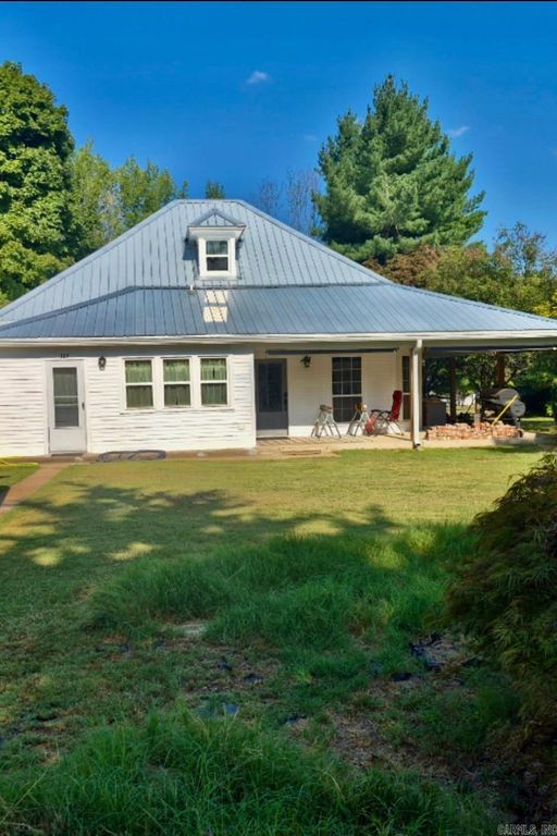 324 N Cherry ST, Harrison, AR 72601