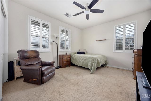 14505 Checkerbloom Drive, Bakersfield, CA 93314