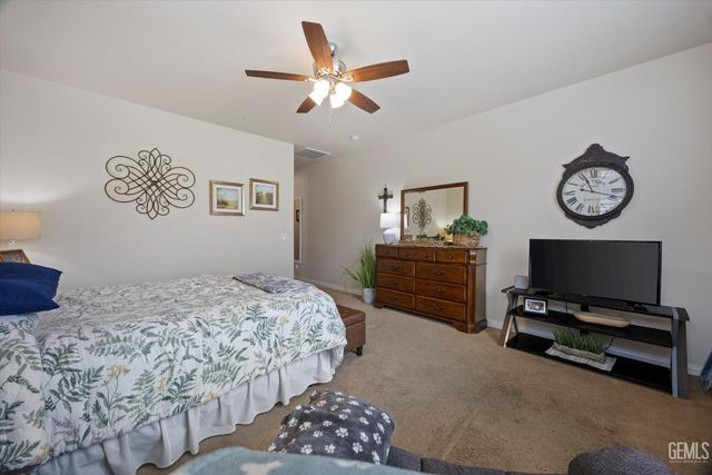 14505 Checkerbloom Drive, Bakersfield, CA 93314