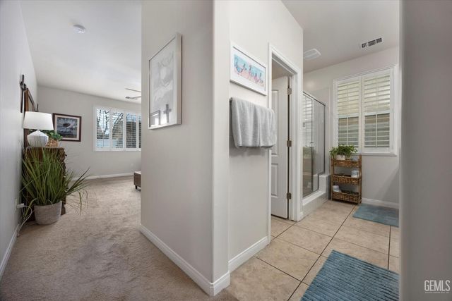 14505 Checkerbloom Drive, Bakersfield, CA 93314