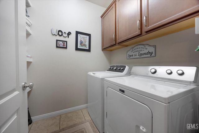 14505 Checkerbloom Drive, Bakersfield, CA 93314