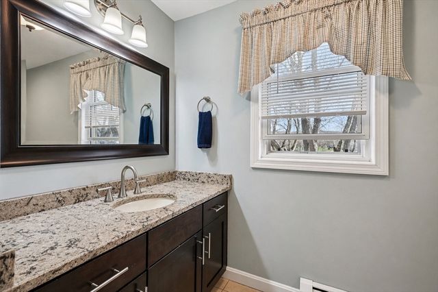 96 Margin St, Haverhill, MA 01832