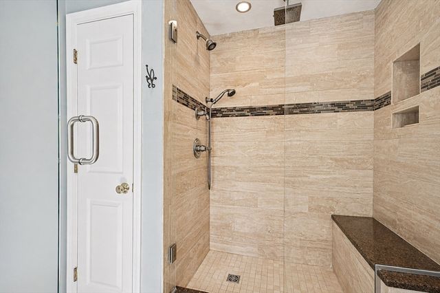 96 Margin St, Haverhill, MA 01832