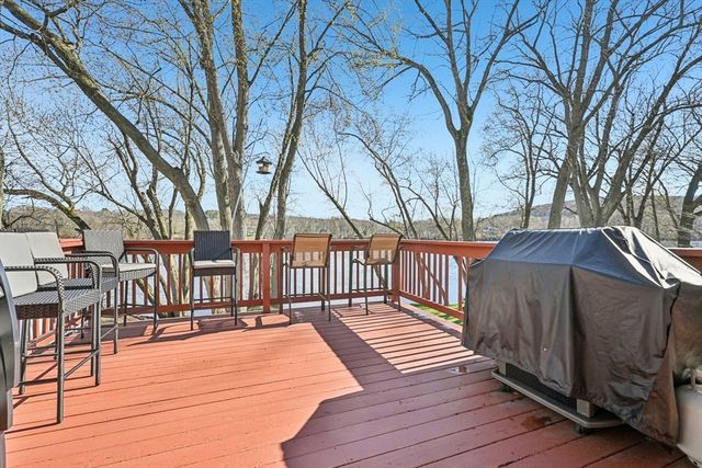 96 Margin St, Haverhill, MA 01832