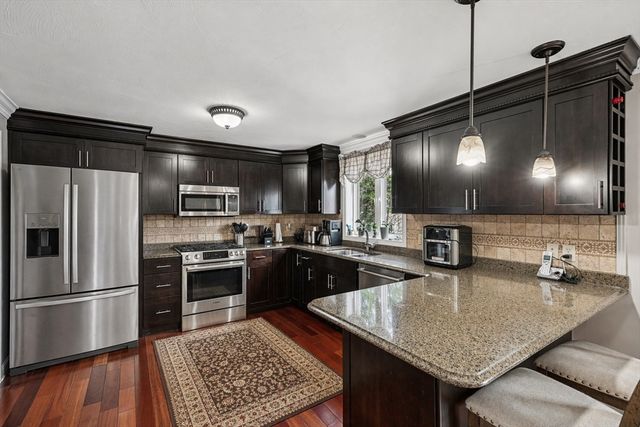 96 Margin St, Haverhill, MA 01832