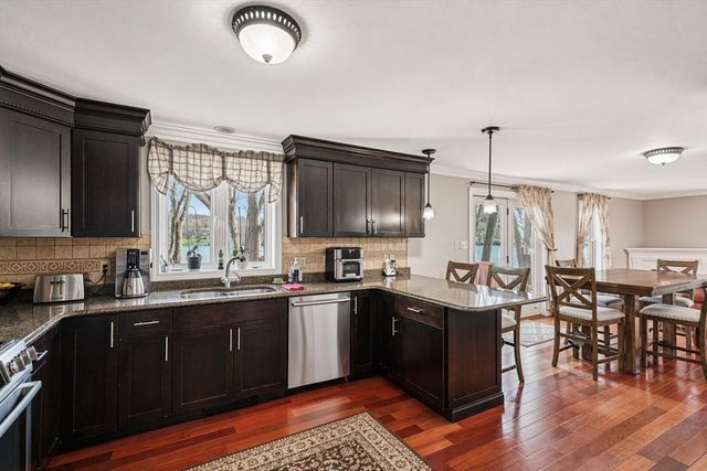 96 Margin St, Haverhill, MA 01832